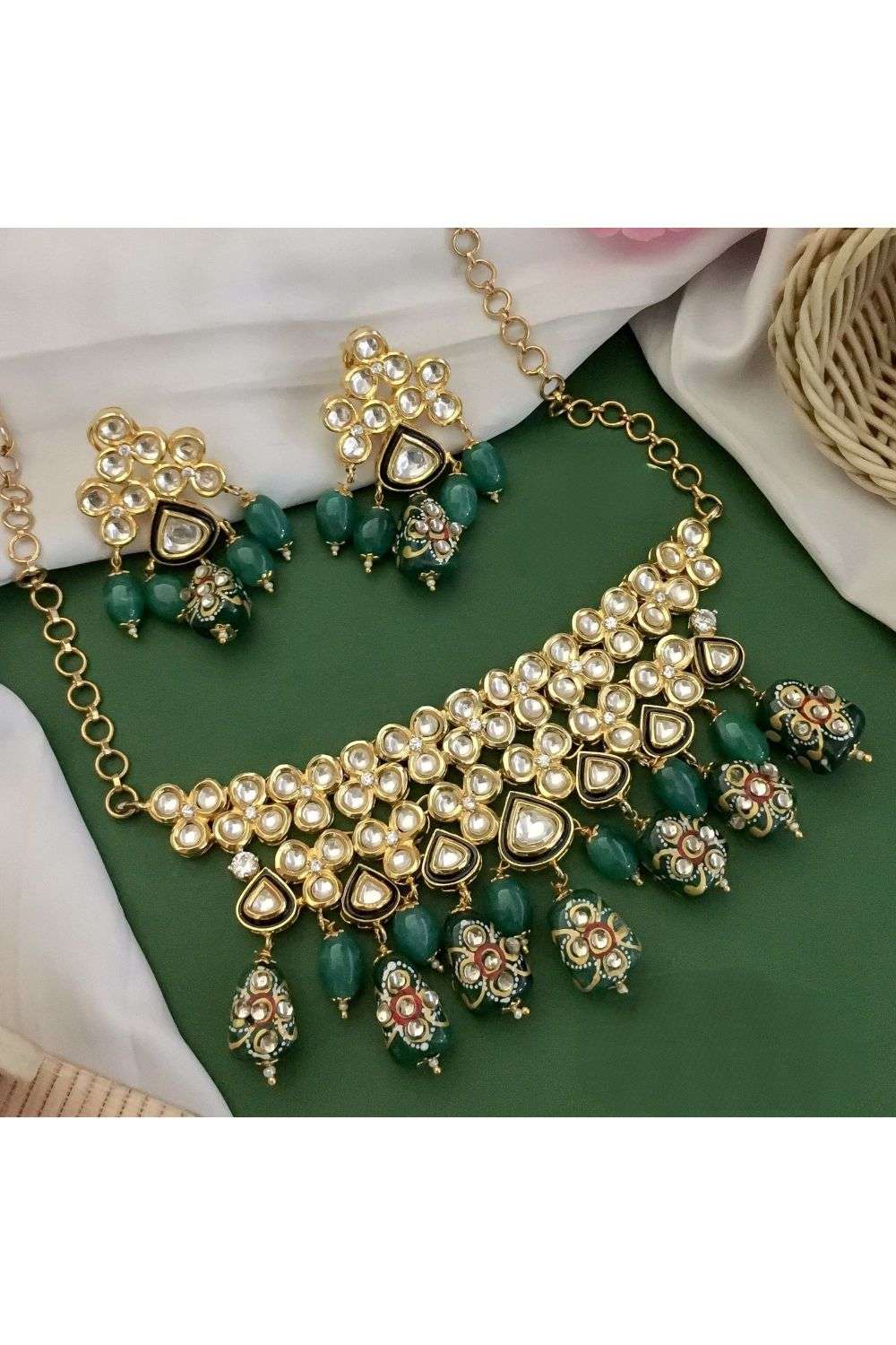 fancy necklace set