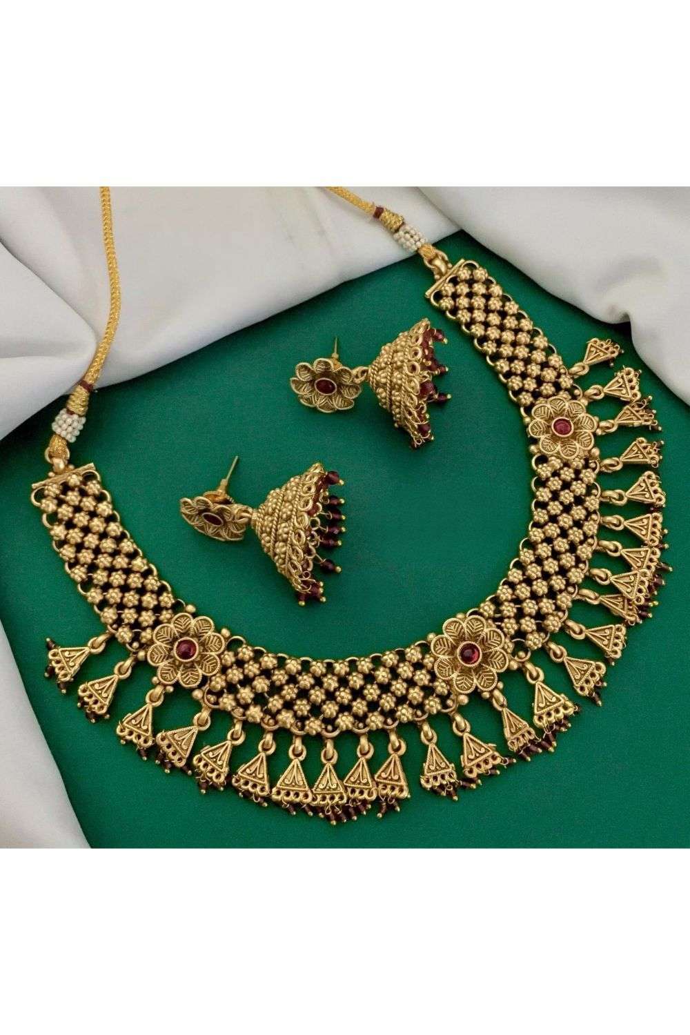 antique necklace set
